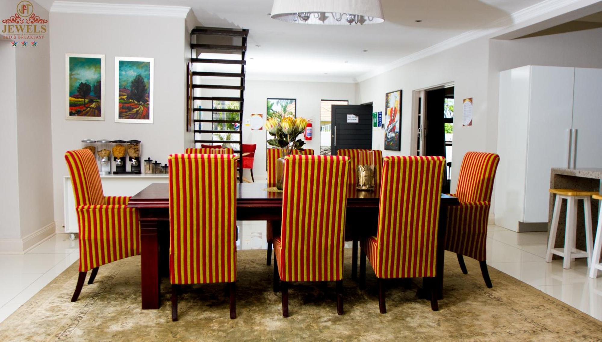 Jft Jewels Guest House Източен Лондон Екстериор снимка