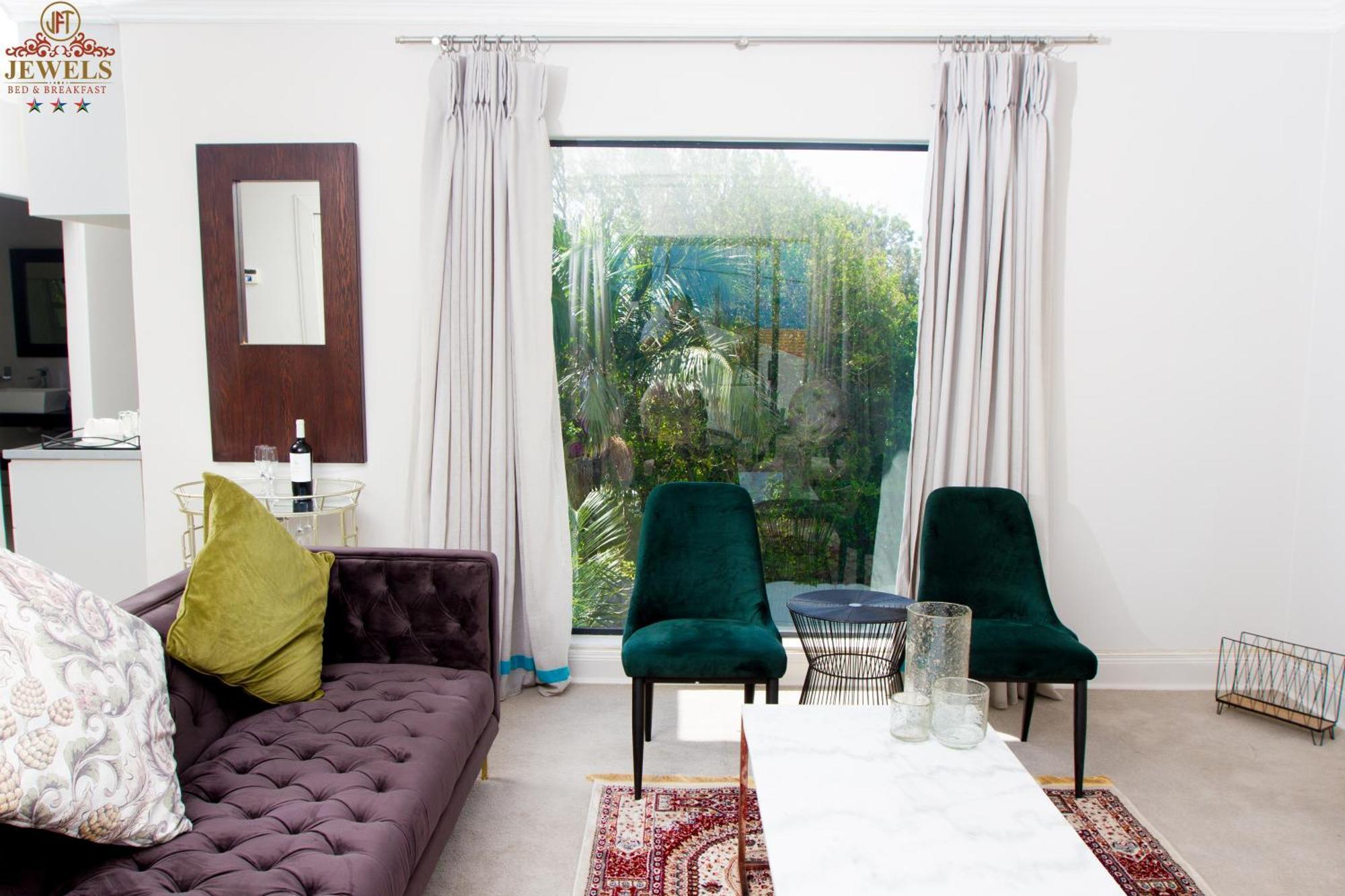 Jft Jewels Guest House Източен Лондон Екстериор снимка