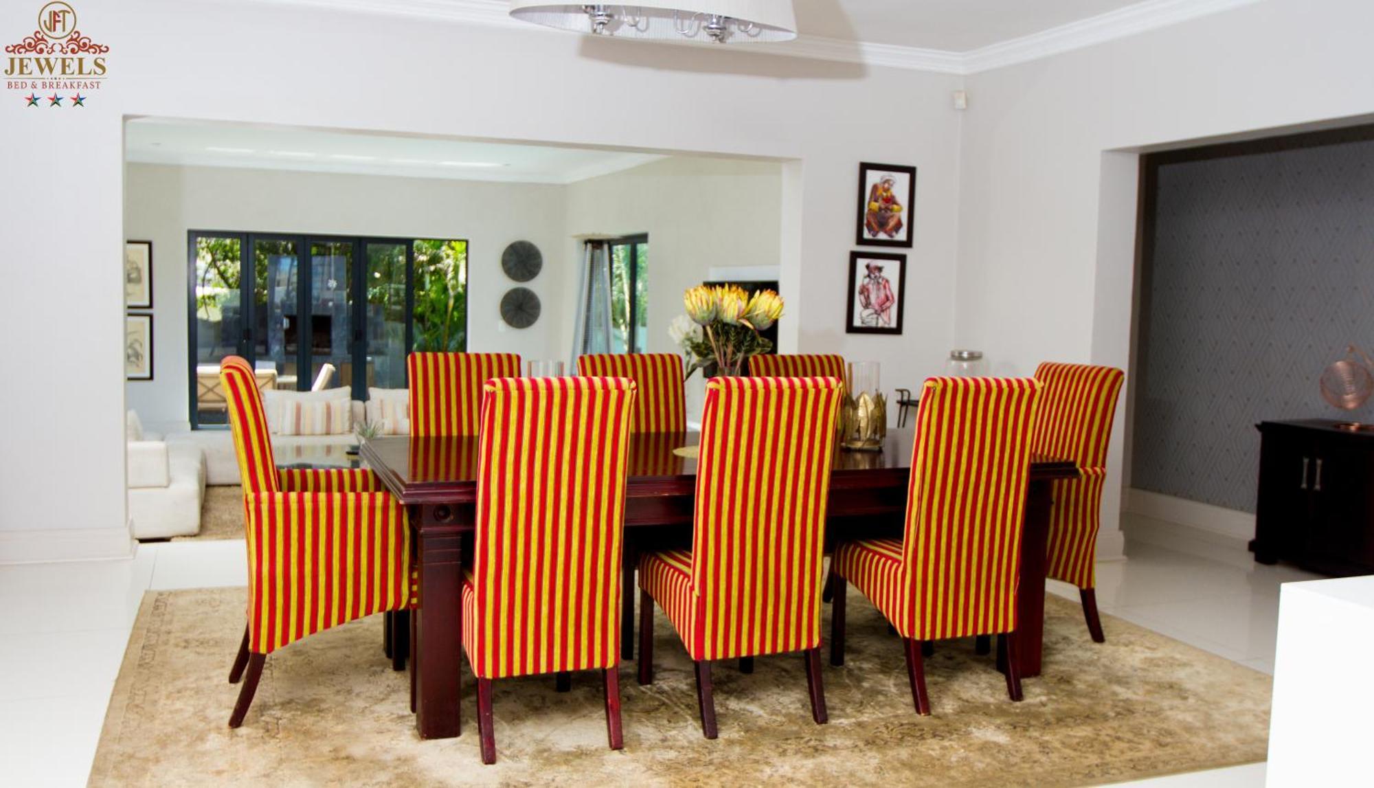 Jft Jewels Guest House Източен Лондон Екстериор снимка